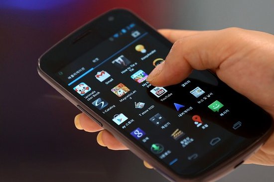 ,Google,Apple,操作系统,腾讯,智能手机,三星遭罚10亿美元的背后：苹果舞剑意在谷歌