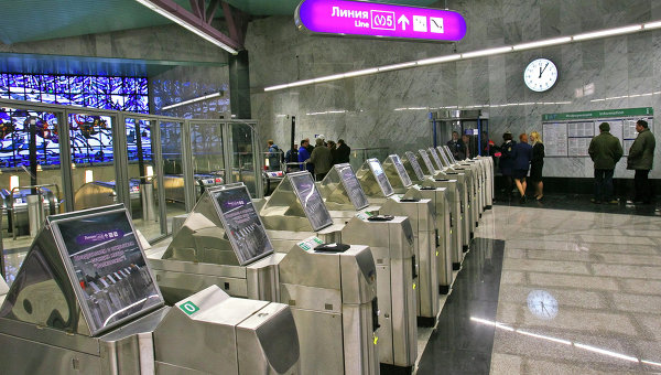 ,互联网,巨头参战:俄罗斯电信2014年建立彼得堡地铁3G网络