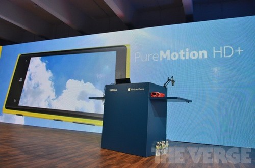 双核+无线充电 十大数字解析Lumia 920 