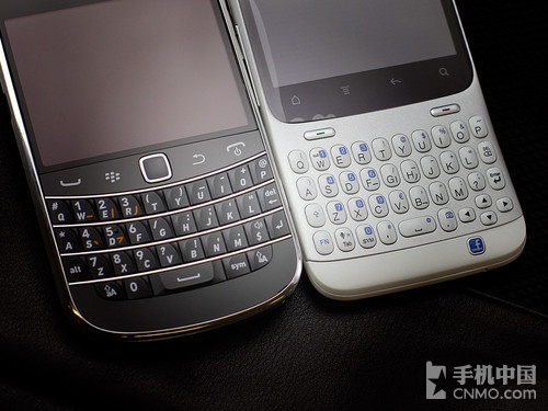 全键盘商务智能新王者 黑莓9900初体验 