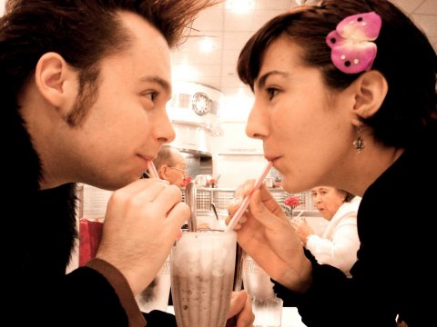 ,Facebook,趋势网盘点：11款奇葩“约炮”应用神器