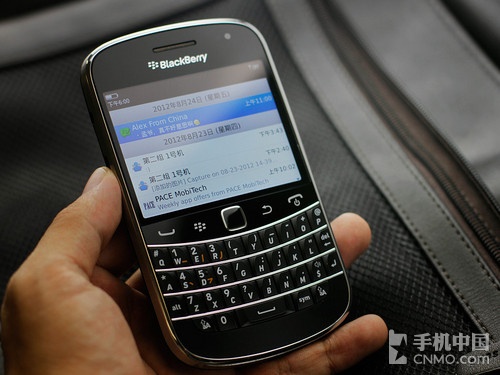 全键盘商务智能新王者 黑莓9900初体验 