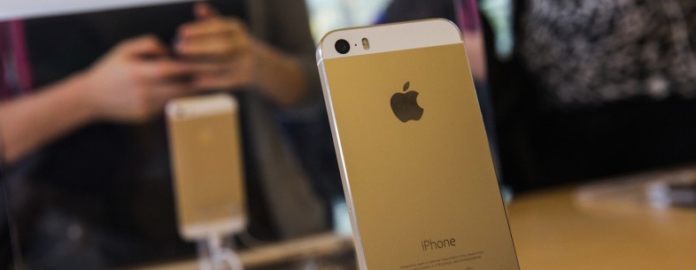 ,Apple,4G时代的开场白：移动终“娶”苹果