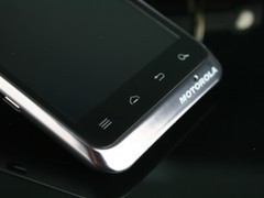 锋丽智能机 摩托罗拉XT681再降新低价 