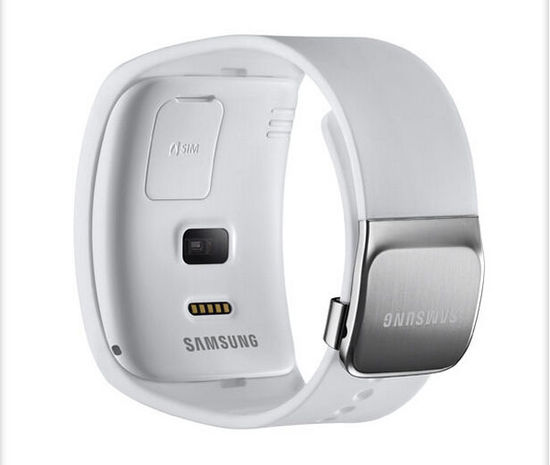 ,Samsung,三星Gear S智能手表配置：曲屏设计 可打电话