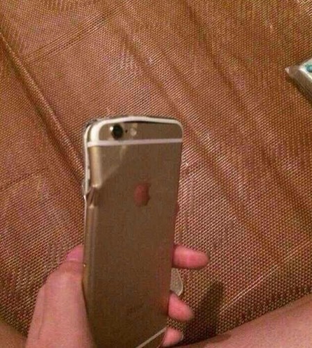 ,Apple,苹果回应徒手掰弯iPhone6：罕见 正常使用不会弯