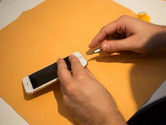 ,Apple,Samsung,智能互联网,平板电脑,上市交易,贫富差距：惠普订单减少 富士康员工无法加班而罢工，24K土豪黄金版iPhone6出炉