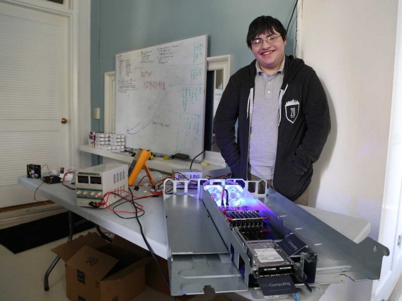 17岁少年推出新型服务器   高速与低能耗的结合