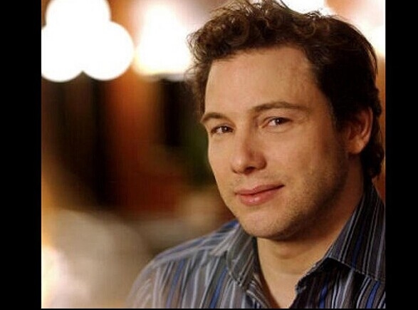 ,陈欧,马克·扎克伯格,创业者,企业家,聚美优品,Facebook,电子商务,社交网络,风险投资,创业融资,上市交易,全球十大80后亿万富豪：聚美优品陈欧Facebook扎克伯格