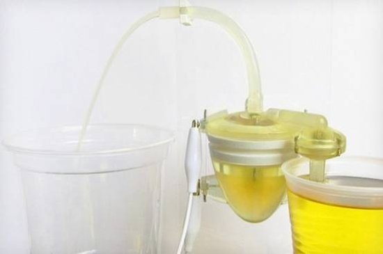 ,3D打印,打印机里造心脏，人体尿液供能量