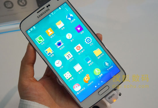 三星Galaxy S5全球首评：最熟悉的陌生人