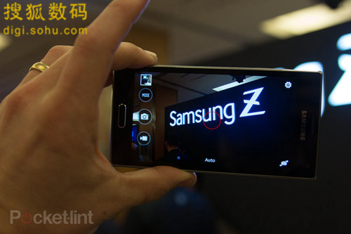 ,智能手机,操作系统,首款Tizen智能机三星Z试玩 能否替代Android?