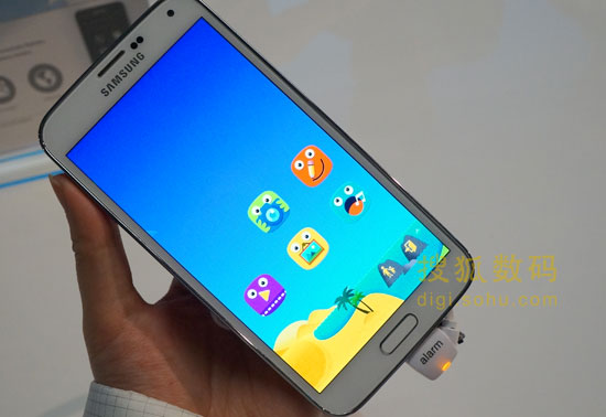 三星Galaxy S5全球首评：最熟悉的陌生人
