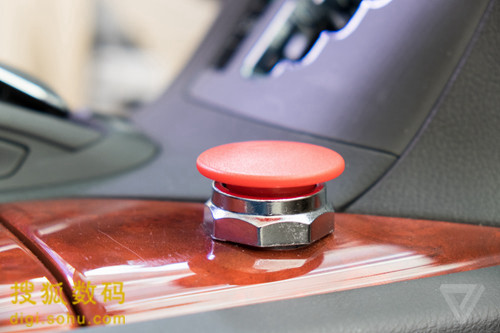 ,Google,谷歌汽车展示：无人驾驶梦成真?