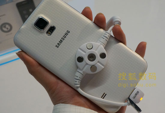 三星Galaxy S5全球首评：最熟悉的陌生人