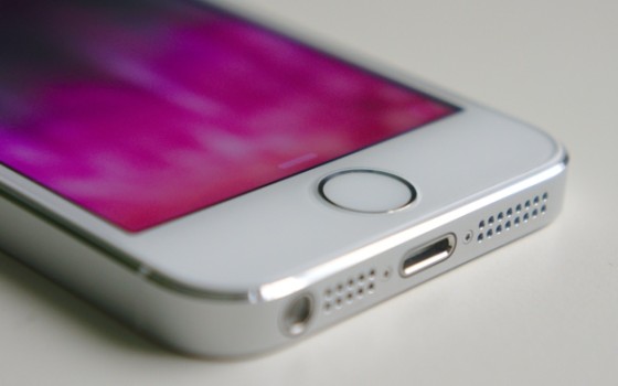 5c恐成为历史,今年的iPhone会是什么摸样?