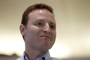 ,投资人,Facebook,脸谱网：CFO辞职不影响脸谱网发展