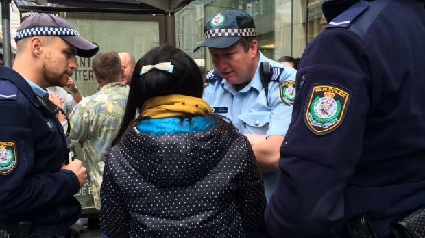 ,Apple,并购重组,香港苹果官网Retail Store新一轮iPhone6预约秒光：下批时间