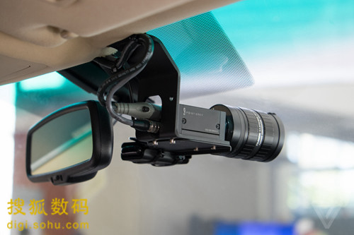 ,Google,谷歌汽车展示：无人驾驶梦成真?