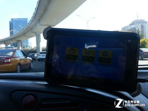 ,平板电脑,Apple,Google,Microsoft,增强现实,土豪金遭遇白菜价 平板四岁末走势展望