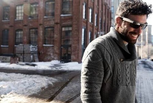 93802580.jpg ,小米,智能电视,网民,媒体人,电子商务,奇虎,谷歌研发员工开始鏖战,致力研发第二代谷歌眼镜