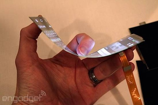 132967315_71n.jpg ,智能手机,Apple,Microsoft,Google,粉丝,移动支付,趋势网盘点:畅想2014年智能手机10大变化