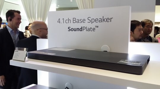 ,互联网,三星 VS LG：吸引消费者的耳朵 用音效一决高下