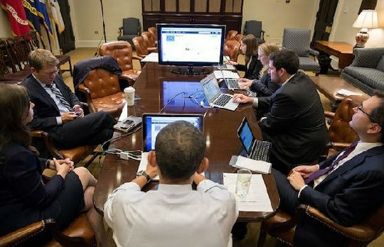 ,Apple,Yahoo,Facebook,平板电脑,Microsoft,管理层,趋势网盘点：仓促决策后悔莫及，哀诉科技行业愚蠢决策