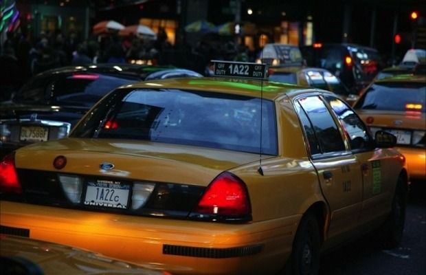 ,Apple,Yahoo,Facebook,平板电脑,Microsoft,管理层,趋势网盘点：仓促决策后悔莫及，哀诉科技行业愚蠢决策