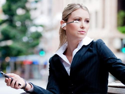 6.jpg ,Google,智能手机,极客,趋势网盘点:5大科技巨头竞相研发头戴式产品 你的脑袋还受得了吗?