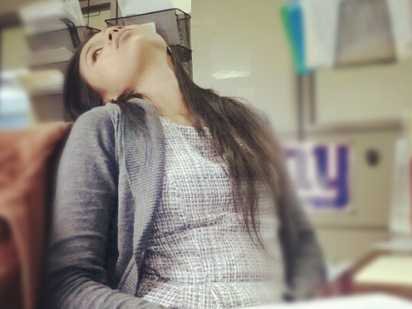 tired-at-work-8.jpg ,网民,计算机程序员的压力确实能把他们之中许多人逼疯