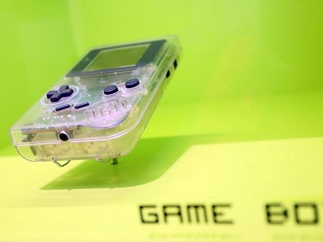 ,智能手机,平板电脑,移动游戏机的周年纪念日：任天堂的传奇游戏机Game Boy25岁啦！