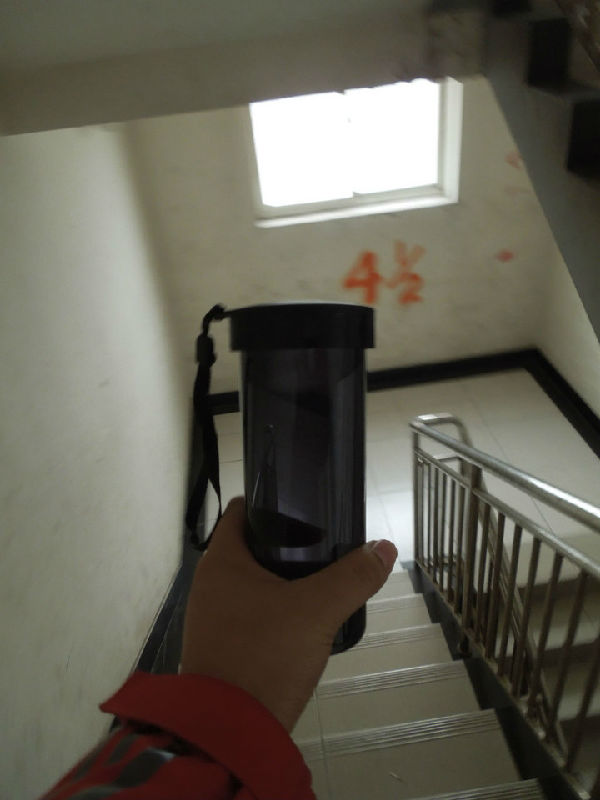 ,网民,人人,男生千里送杯水给女友 “一杯水的爱 情 ”感动网友