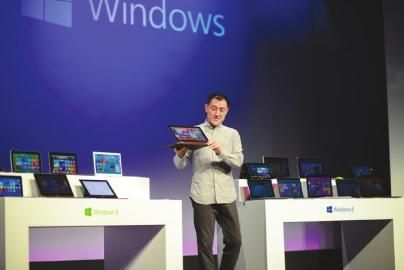 U4818P18DT20121026110256.jpg ,平板电脑,Microsoft,Google,Apple,操作系统, Windows8 26日晨发布 触屏功能得以实现