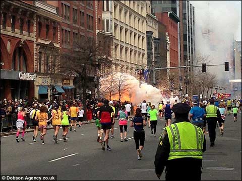 527D2B8F90E00507B7EE6891B8C285EF.jpg ,传媒文创,自媒体,平板电脑,新媒体,波士顿爆 炸案:新旧媒体的共生交融