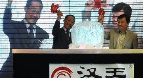 0823dd54564e9258a7ad9f0c9e82d158cdbf4eb2.jpg ,雷军,创业者,企业家,小米,Google,Apple,Microsoft,科技发布会的三种模式