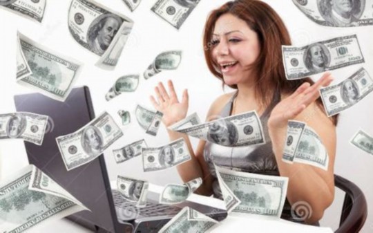 5226655394855620571.jpg ,社交网络,Facebook,Twitter,社交网络只顾自己赚钱,能给用户分点儿吗?