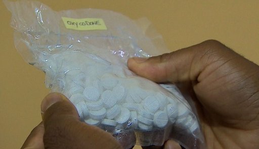 ,网络另面应用 违法药物的交易