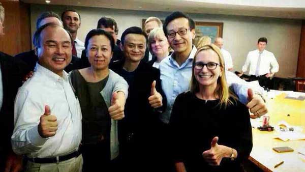 2阿里巴巴上市.jpg ,马云,创业者,管理层,阿里巴巴,Yahoo,上市交易,阿里巴巴上市直击:现场组图 定价区间68美元 李连杰许家印古永锵助阵