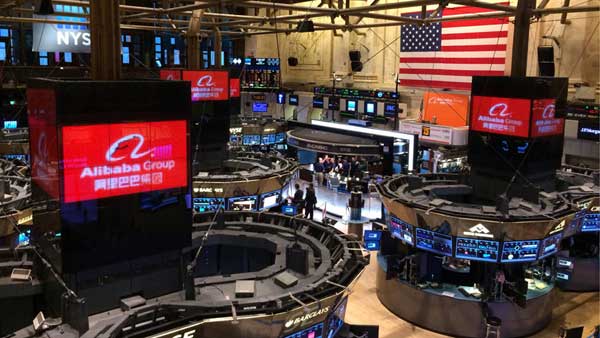 7阿里巴巴上市.jpg ,马云,创业者,管理层,阿里巴巴,Yahoo,上市交易,阿里巴巴上市直击:现场组图 定价区间68美元 李连杰许家印古永锵助阵