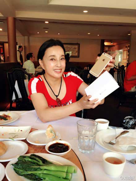 ,Apple,iPhone6用户体验报告：脑残果粉买家秀 美女明星真机图