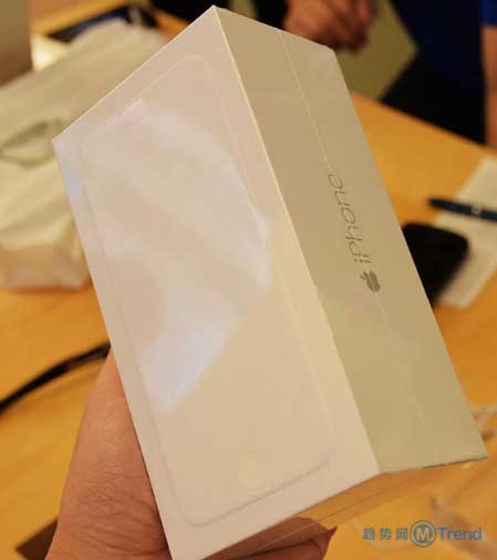 ,Apple,iPhone6用户体验报告：脑残果粉买家秀 美女明星真机图