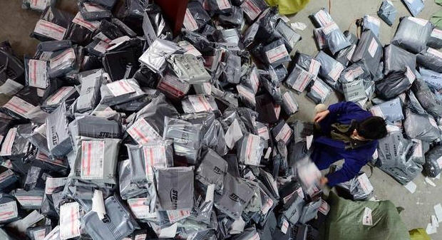 11.11物流:申通顺丰圆通韵达订单、包裹爆仓 快递员累趴 ,电子商务,创业融资,11.11物流:申通顺丰圆通韵达订单、包裹爆仓 快递员累趴