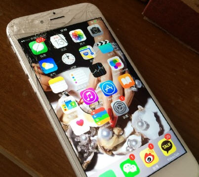 iPhone6Plus碎屏 ,店长,Apple,律师状告苹果:iPhone6Plus碎屏维修难 需花两千换新机