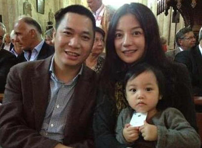 ,马云,阿里巴巴,赵薇老公黄有龙30亿港币购一成阿里巴巴影业股份