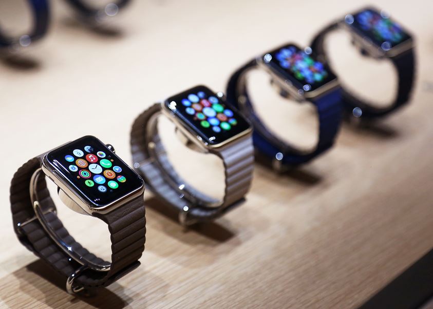 Apple Watch ,Apple,大约40%苹果手机用户想购买Apple Watch