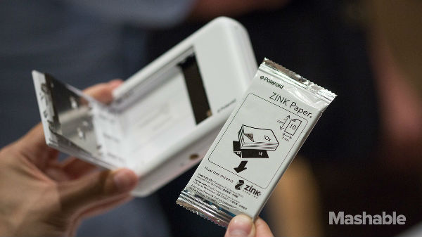 mashable_IFA2015_pepcom-12.jpg ,数码电子,上市交易,新一代宝丽来Snap拍立得 演绎低价的奢华?