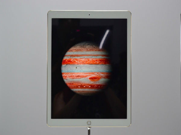 8.2 ,Apple,Facebook,平板电脑,带你看看iPad Pro 歪果仁全方位解说