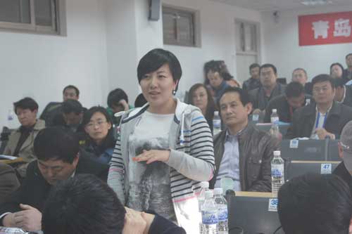 ,网络营销,粉丝,B2B,百度,卖产品不如卖自己：谈“实战网络营销”[组图]