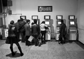 ,浏览器,新华社吐槽铁道部：刷票插件风行怨垄断还是怨别人太聪明